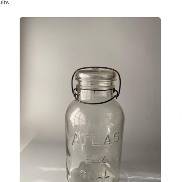 Vintage ATLAS lock top jars - Picture 4 of 4